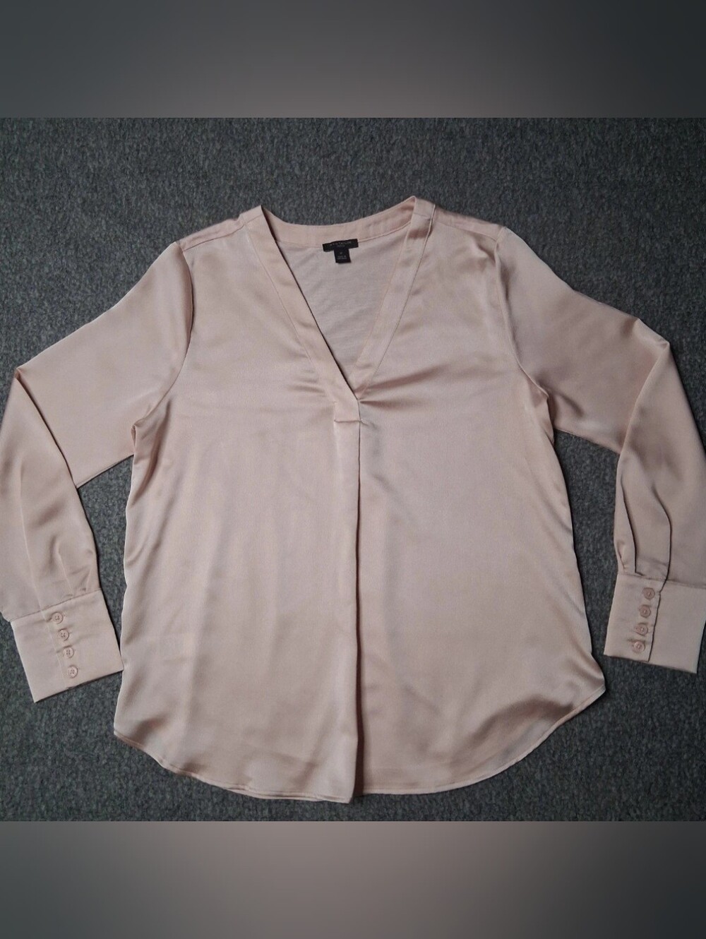Ann Taylor Women's Pink Satin V-Neck Long Sleeve Blouse Top Shirts Size Petite S - Picture 2 of 12
